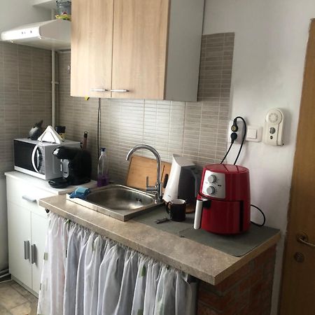 Garsoniera Centru Brasov Appartement Buitenkant foto